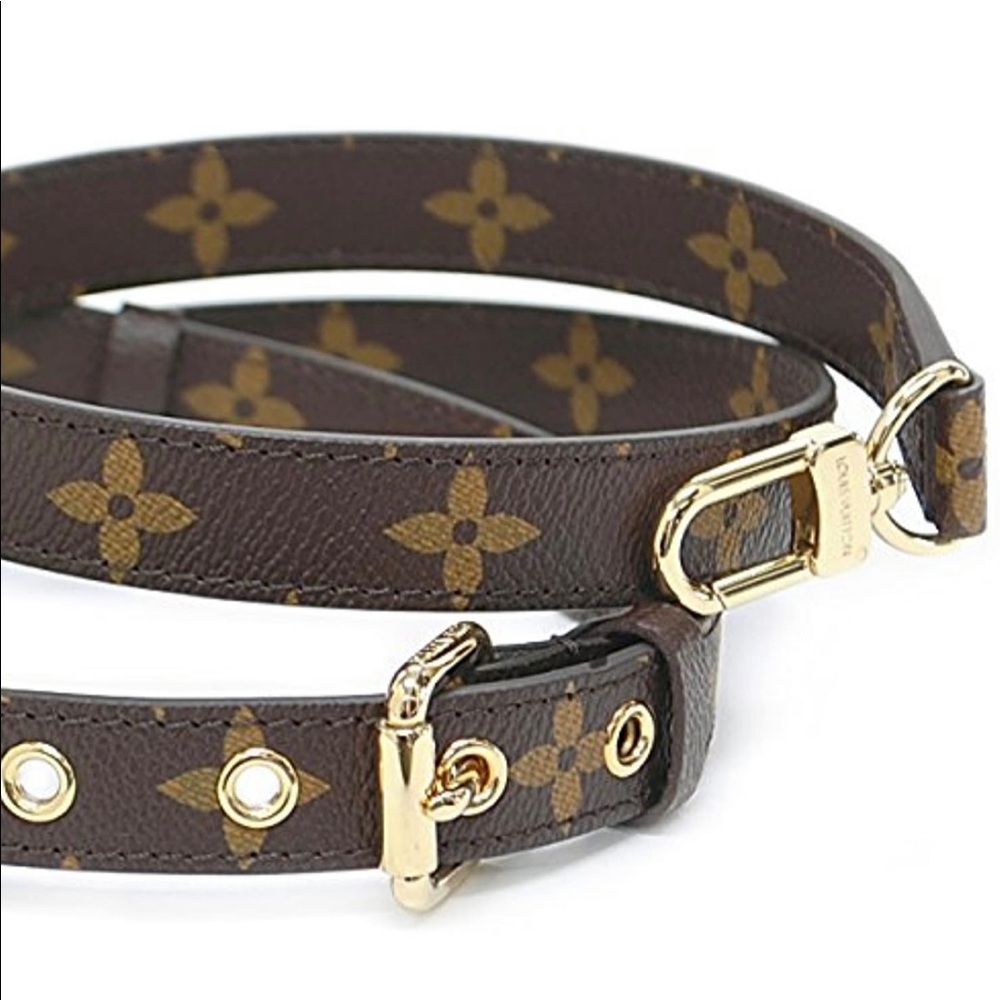 LOOKING 👀 for this Louis Vuitton Monogram shoulder strap! Anyone selling this?